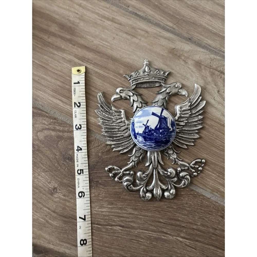 Vtg Plastic Silver Toned 6